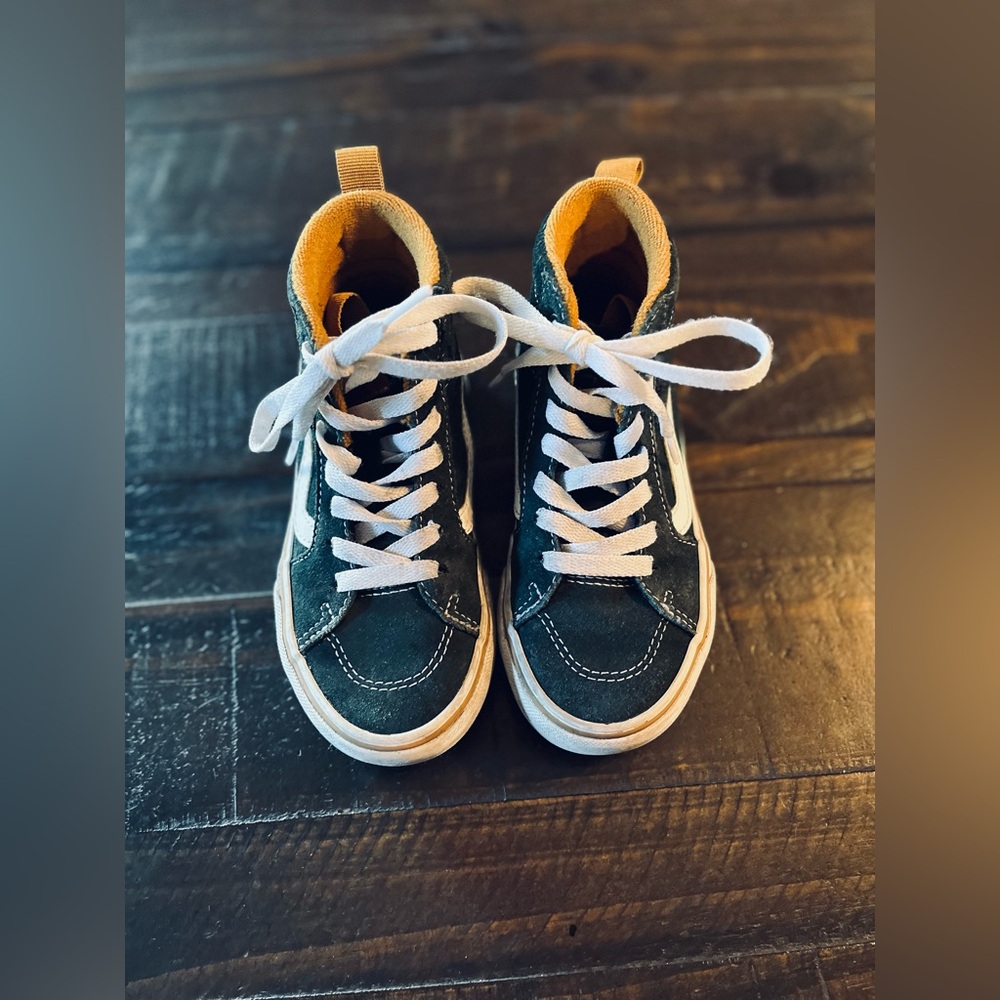 Vans MTE Sk8-Hi Insulated Shoes Boys 12